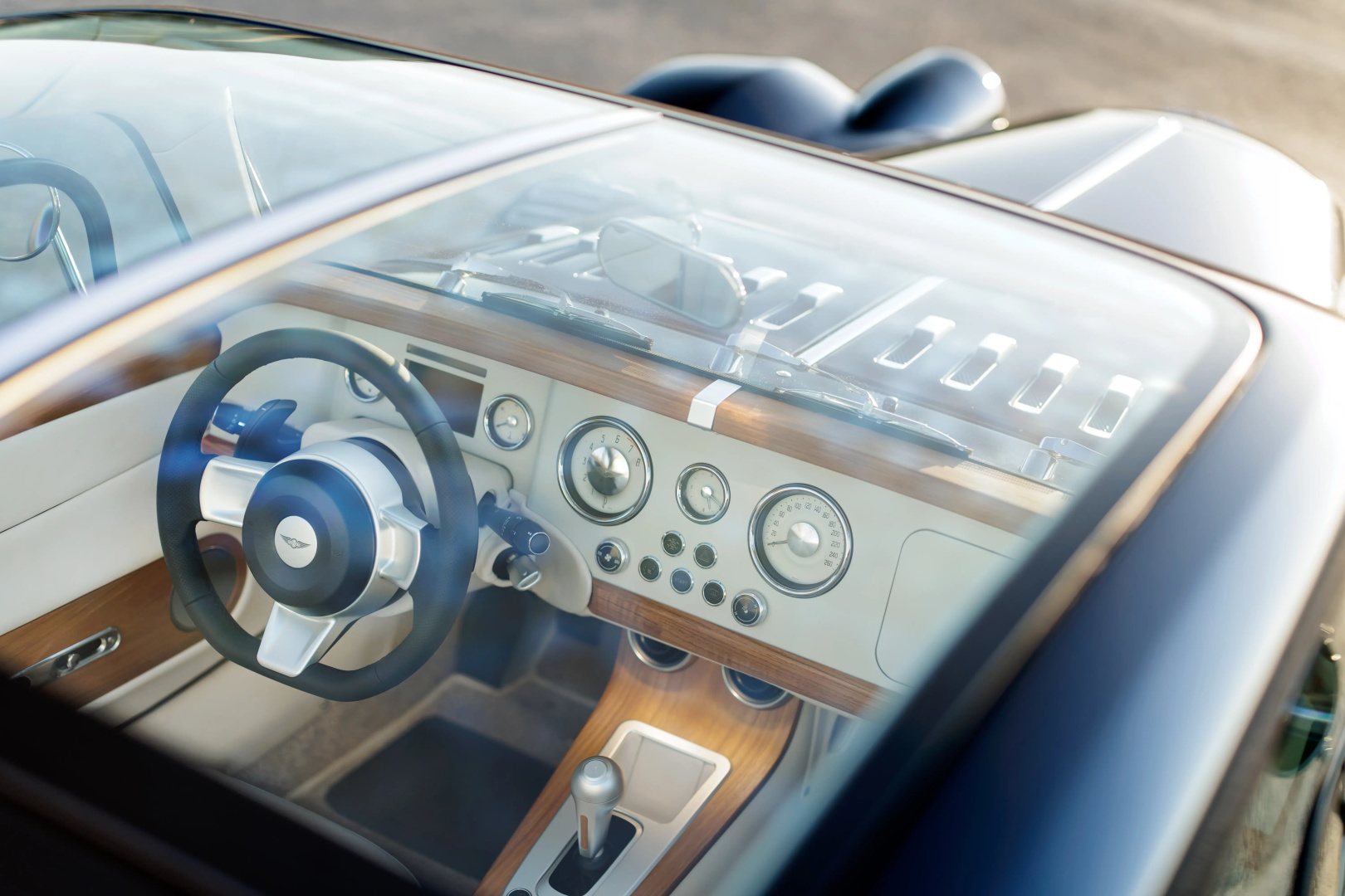 SMALL_Morgan_Midsummer_Coupe_Location_Interior_014